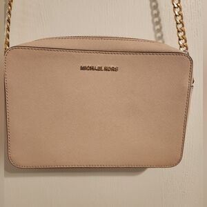 Michael Kors Jet Set Crossbody Bag in Blush